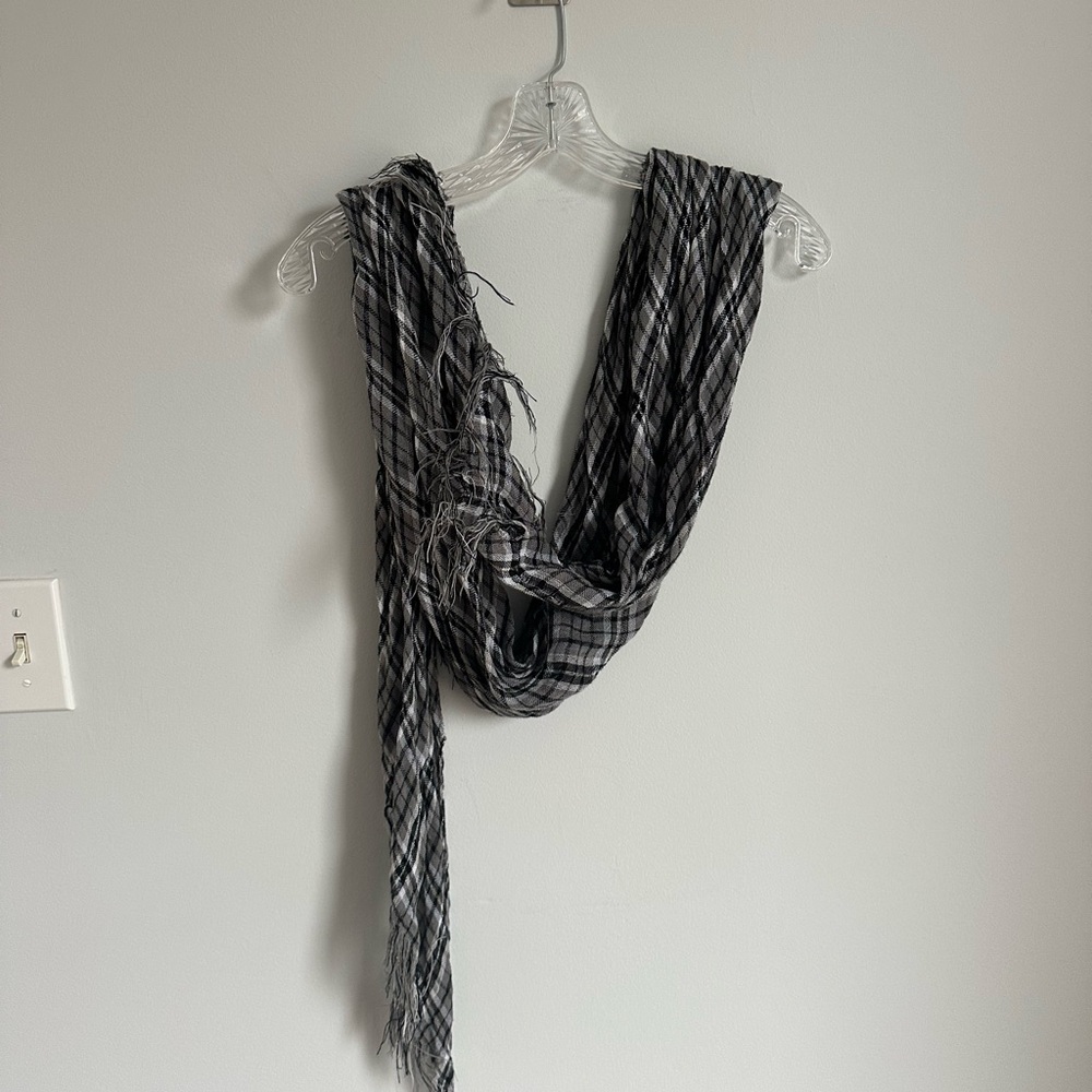 Medium Size Scarf ❤️